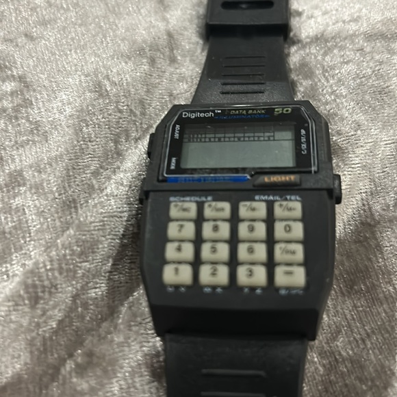 Watch - Picture 3 of 5